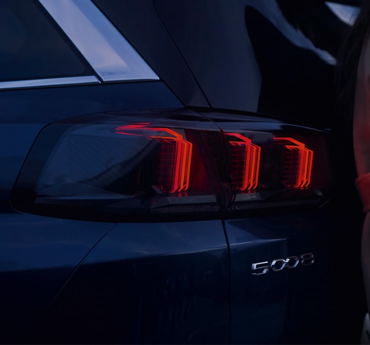 Peugeot 5008 rear lights