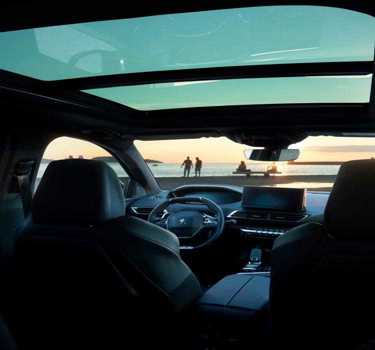 Peugeot 5008 interior